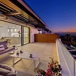Penthouse Panorama